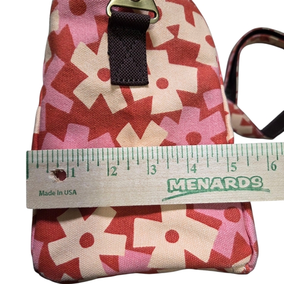 Maika Mini Tote in Pink Red & White Geometric Flowers Shoulder Strap - Picture 7 of 13